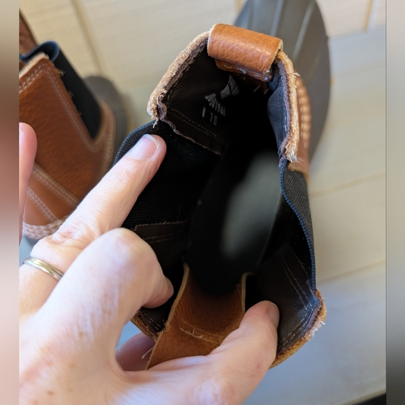 L.L Bean Chelsea Pull-on Duck Boots Leather Waterproof Hunting Outdoor - Picture 10 of 16